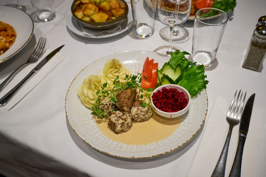 Köttbullar